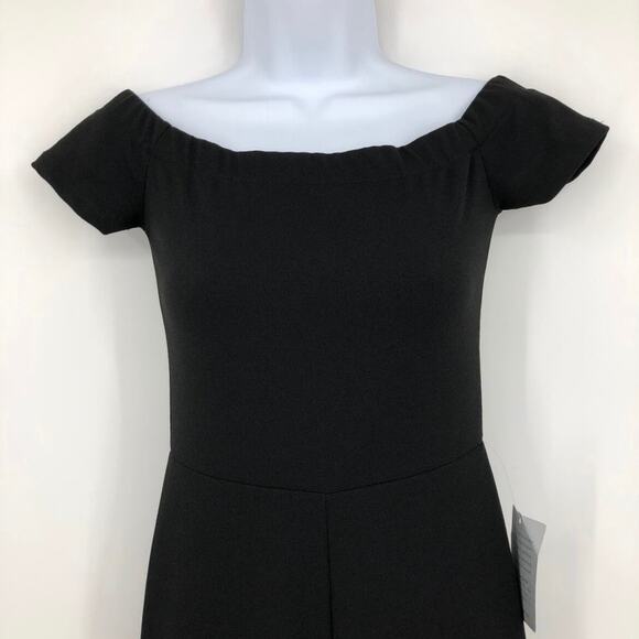 Velvet Torch Women's Jumpsuit S Black Wide Leg Off the Shoulder Short Sleeve NWT - Picture 3 of 10